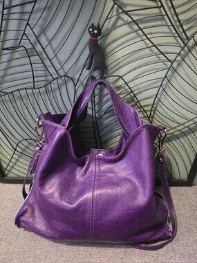 Vera Pelle | Slouchy Purple Crossbody Bag